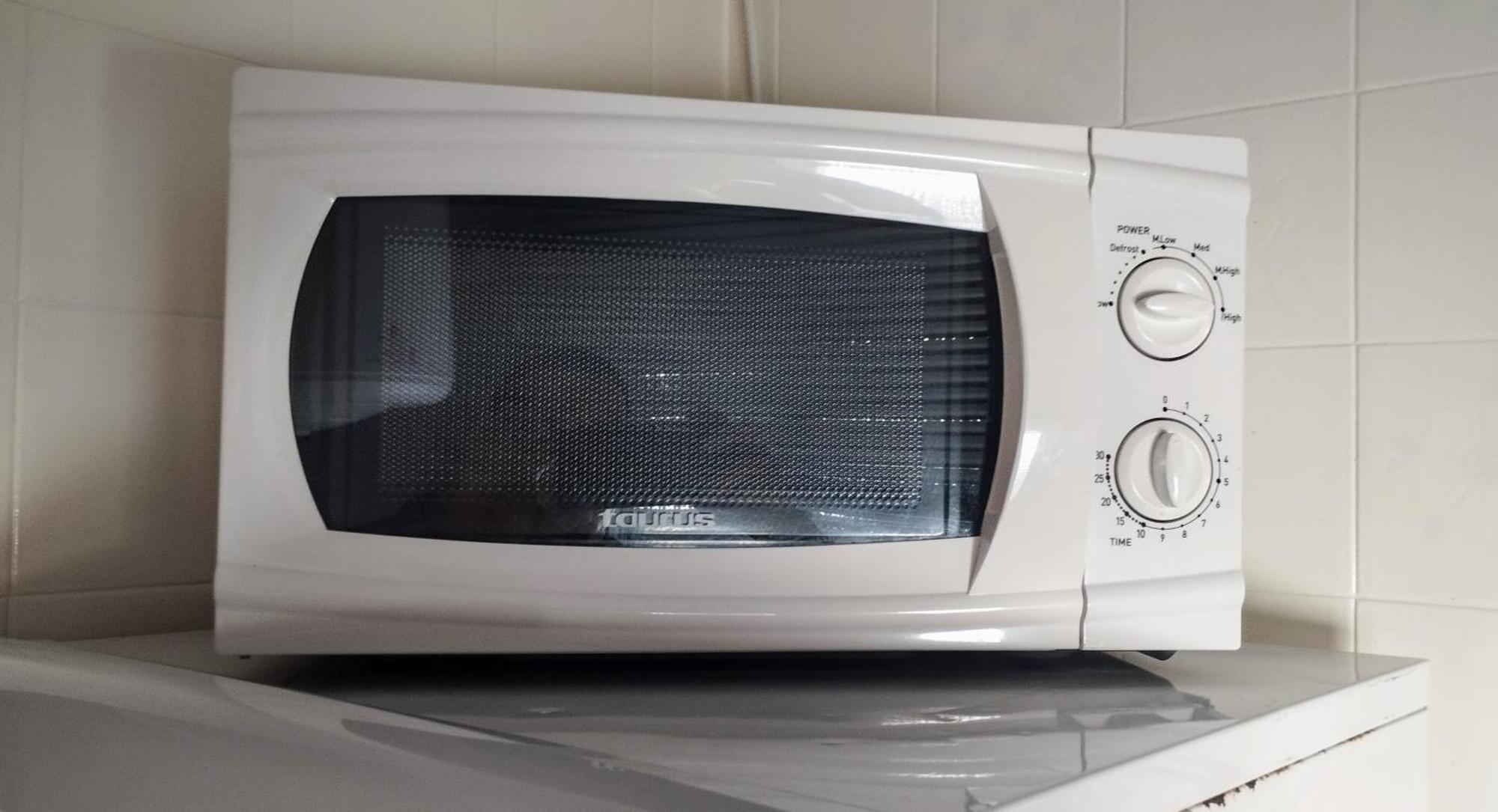 Apartamento 1 Dormitorio Y Salon Con Sofa Cama Bien Comunicado Con El Centro Sevilla Eksteriør billede