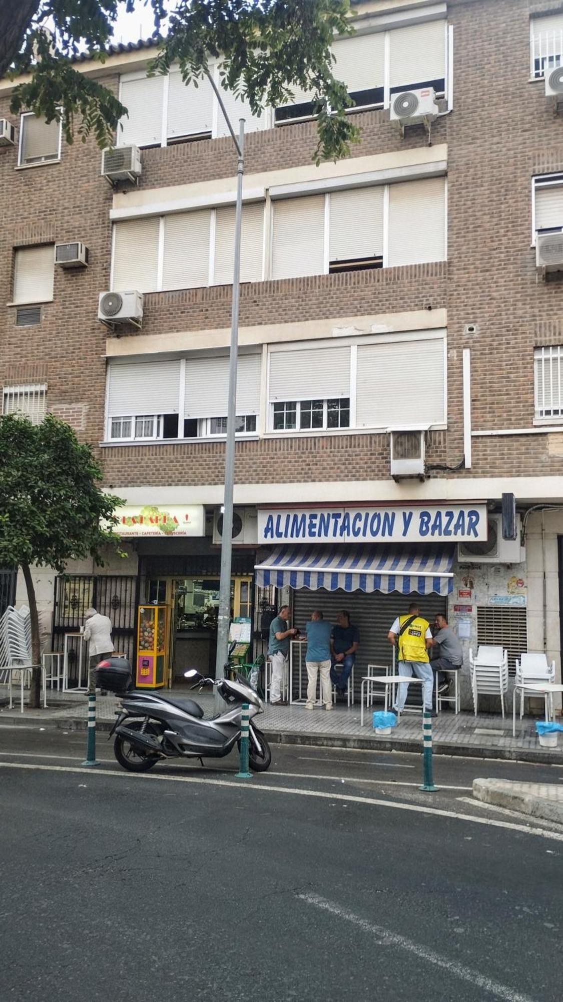 Apartamento 1 Dormitorio Y Salon Con Sofa Cama Bien Comunicado Con El Centro Sevilla Eksteriør billede